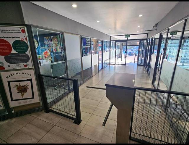 BUSINESS PROPERTY TO RENT IN LYNNWOOD GLEN